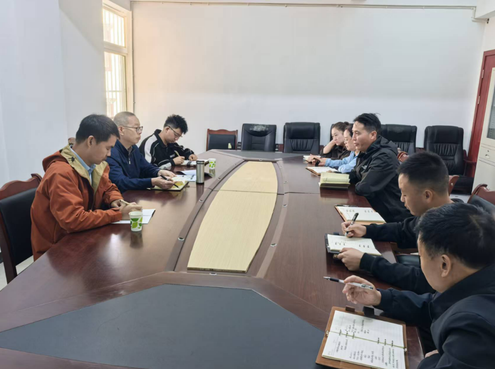 1761116659483004531.png 333.png